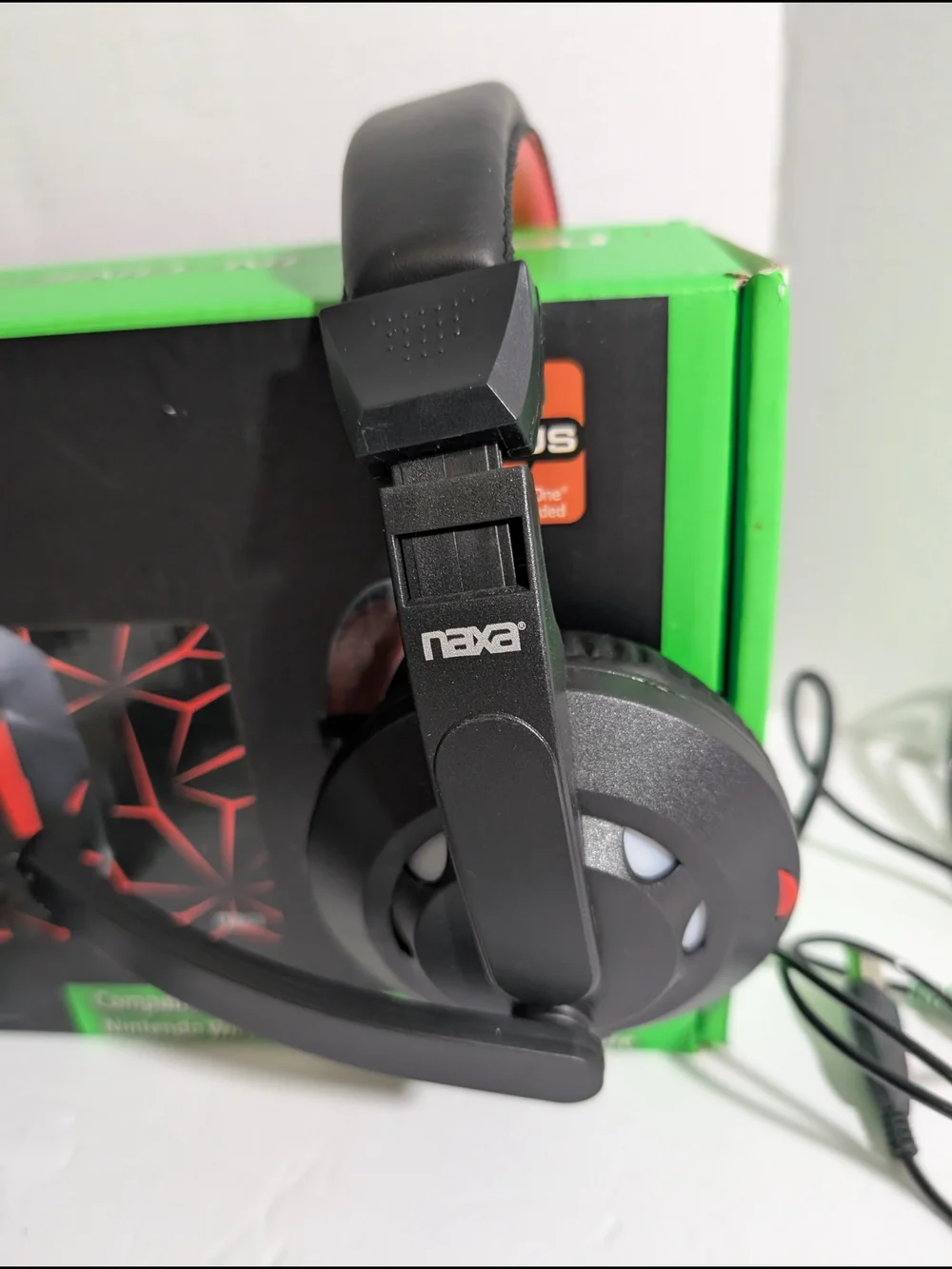 Naxa 4-in-One Professional Gaming Combo - Black and Green